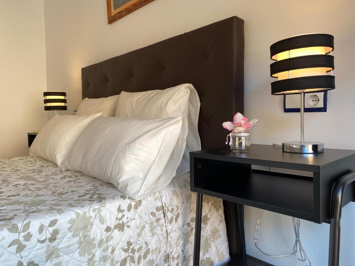Lc Apartamentos Cesar Augusto Zaragoza Ngoại thất bức ảnh