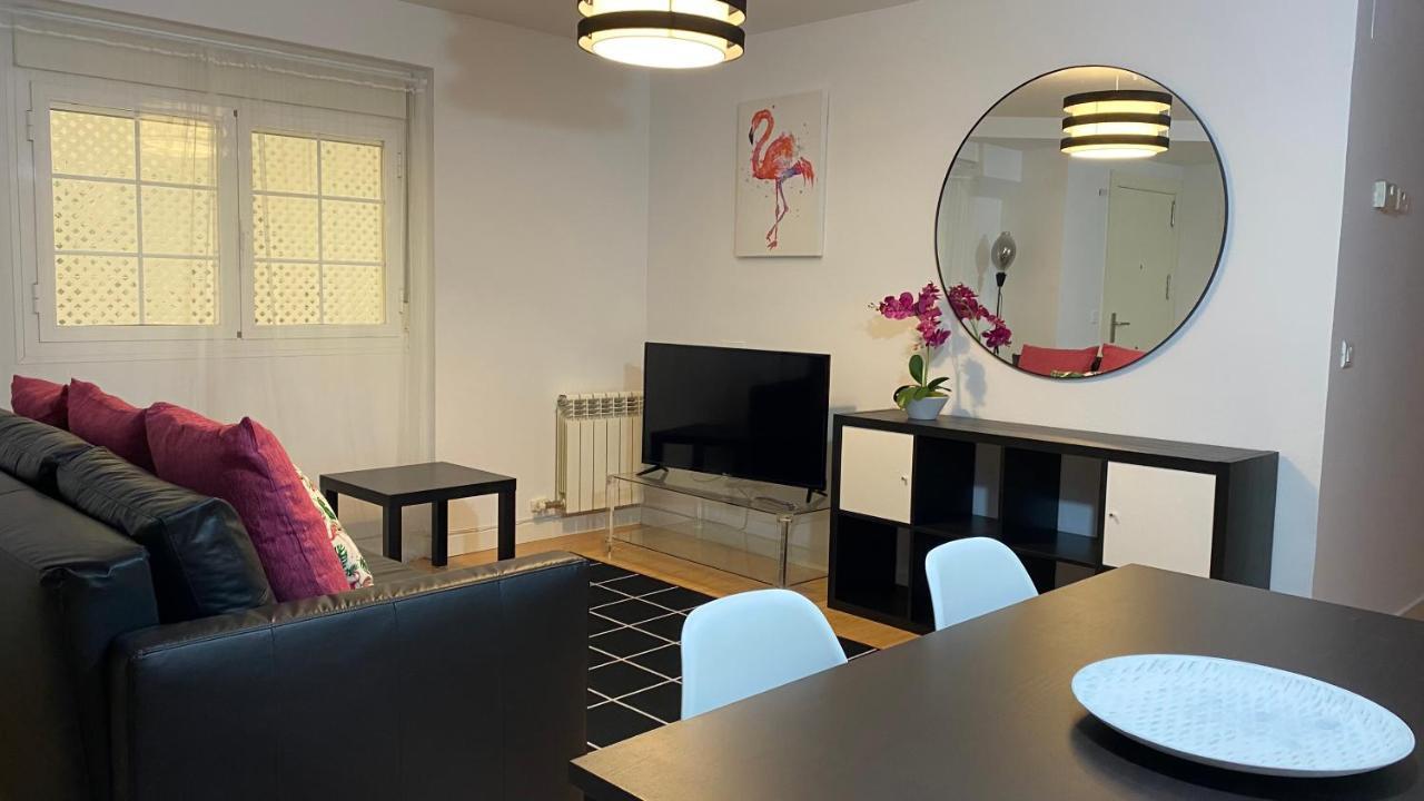 Lc Apartamentos Cesar Augusto Zaragoza Ngoại thất bức ảnh
