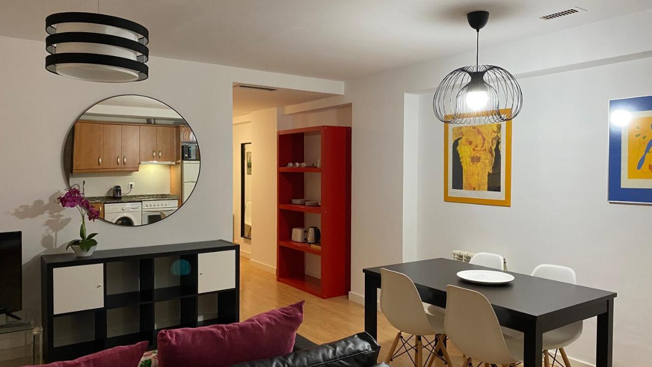 Lc Apartamentos Cesar Augusto Zaragoza Ngoại thất bức ảnh