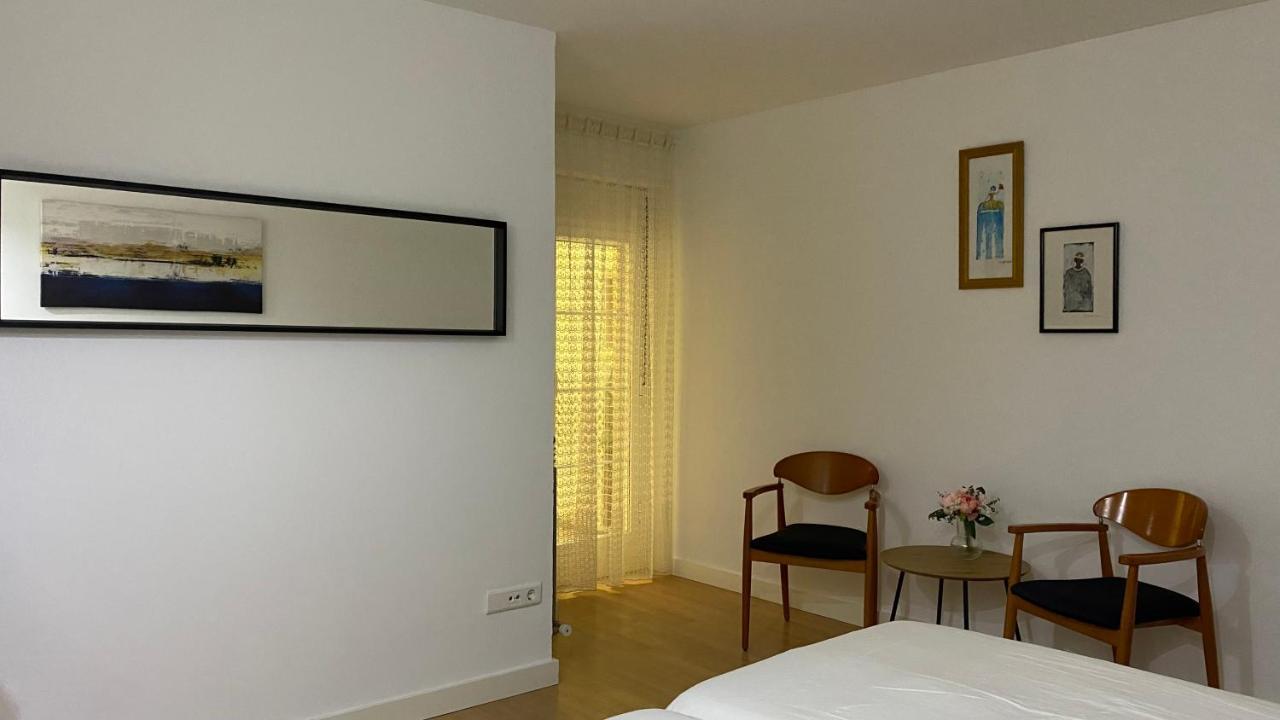 Lc Apartamentos Cesar Augusto Zaragoza Ngoại thất bức ảnh